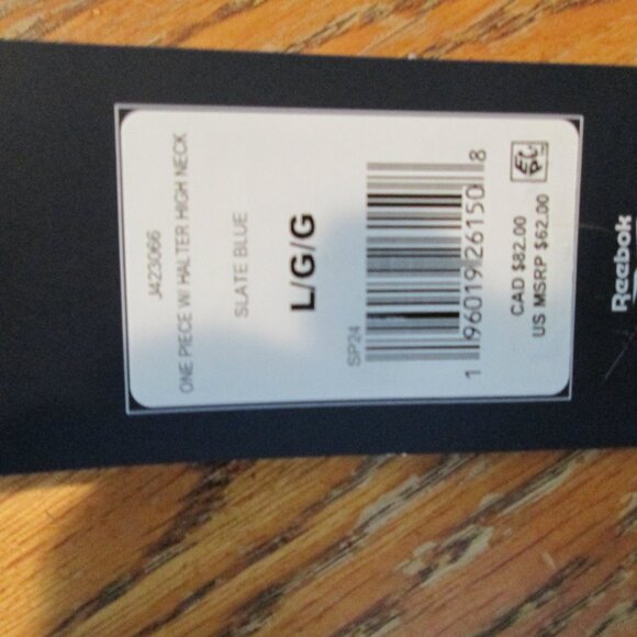 Reebok Women's High-Neck Athletic One-Piece Swimsuit NWT Sz L - Picture 7 of 11